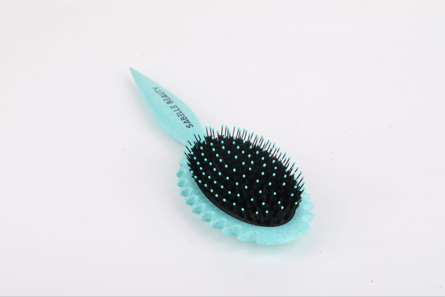 Detangling Brush Wheat Straw Handle and Nylon Bristle